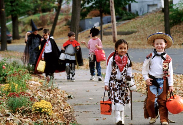 Halloween Usa Halloween Usa 5 Ways Your Au Pair Can Help Out this Halloween